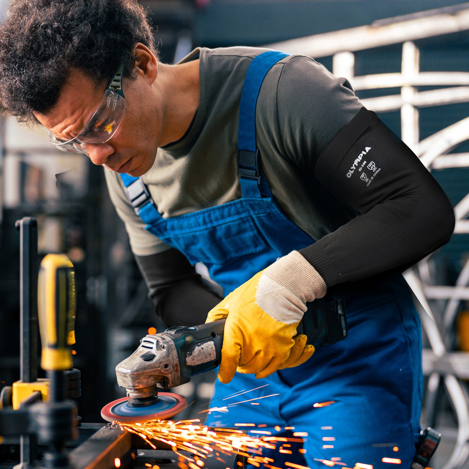 Cut-Resistant Sleeves w/o Thumbhole, Cut Level A4, 1 Pair
